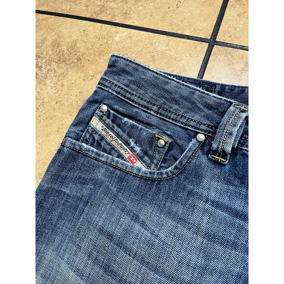 Diesel Larkee Y2K Vintage Straight Leg Jeans - Picture 8 of 10